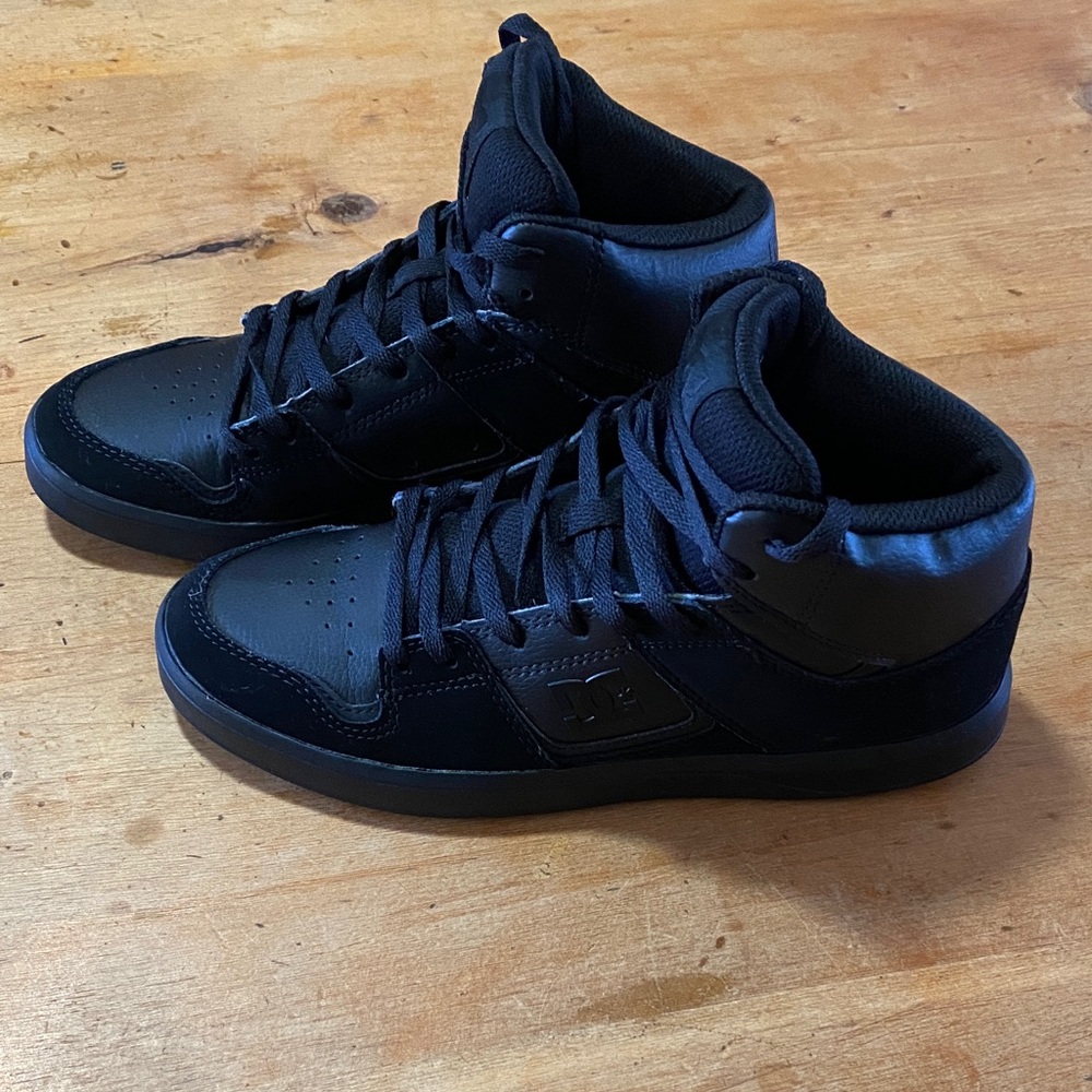 DC Black Leather Sneakers